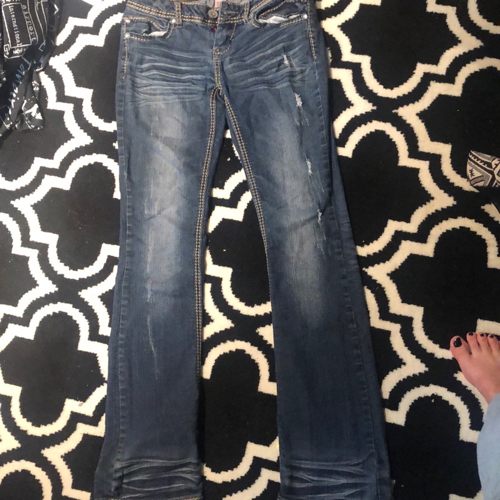 Almost famous size 3